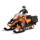 Snowmobil mit Fahrer und Ausstattung
